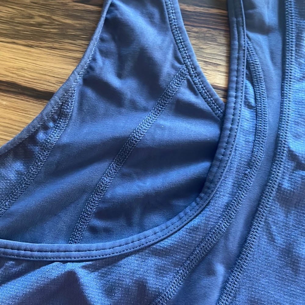 GAP Fit Tank Top - Picture 6 of 8